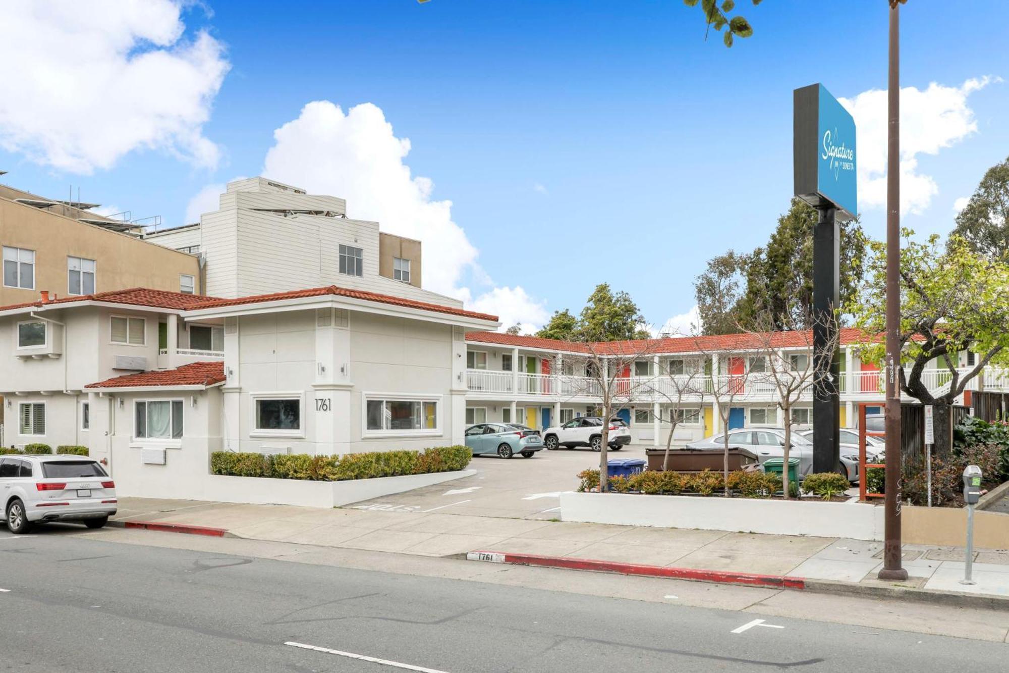 Signature Inn Berkeley Exteriér fotografie