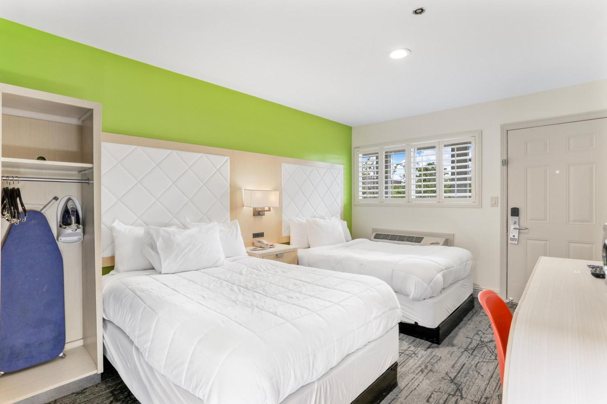 Signature Inn Berkeley Exteriér fotografie
