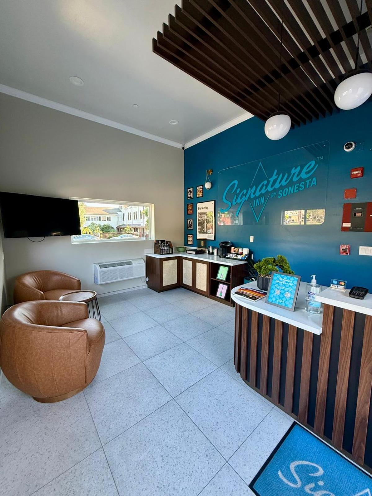 Signature Inn Berkeley Exteriér fotografie